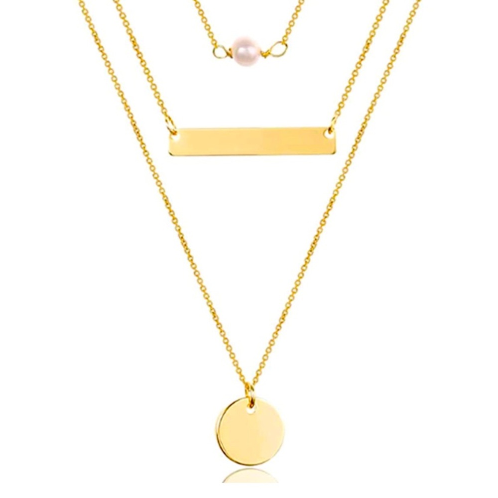 I’m selling a necklace it’s brand new one, color gold 3 layers